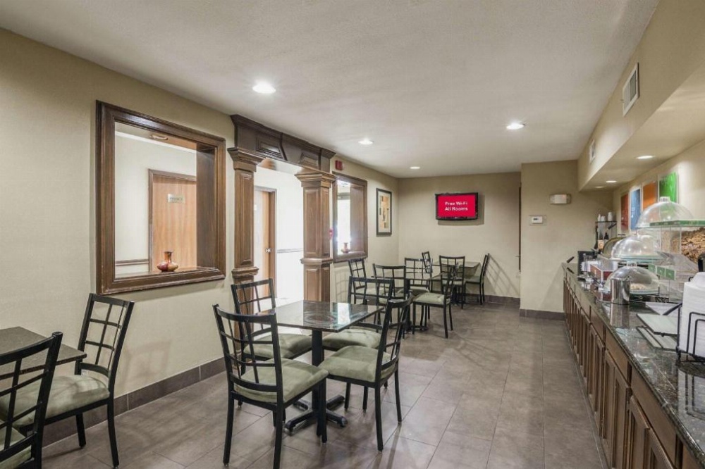 Red Roof Inn & Suites Little Rock Main image